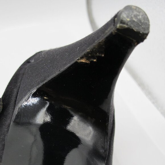 Geoffrey Beene black satin peep-toe heel with silver details 8.5N - Picture 8 of 8